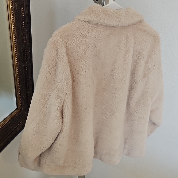 Ci Sono Bone Tan Color Button Up Furry Fur Womens Coat - 2X - Picture 12 of 15